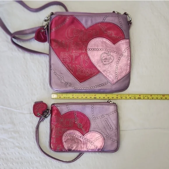 RARE COACH CROSSBODY BAG & MATCHING WRISTLET - Picture 7 of 8